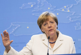 Меркель хочет снять с России экономические санкции